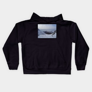 winter scene to the valley Kids Hoodie